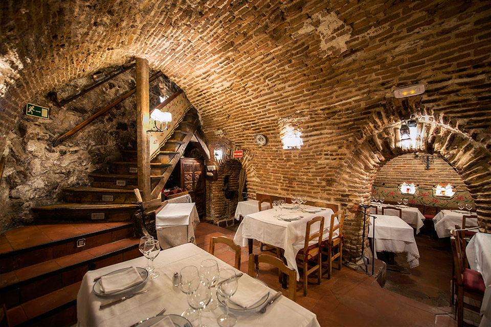 the-oldest-continuously-running-restaurant-in-the-world